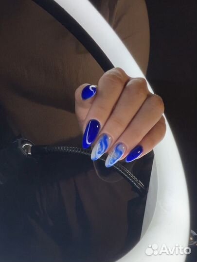 Мастер маникюра