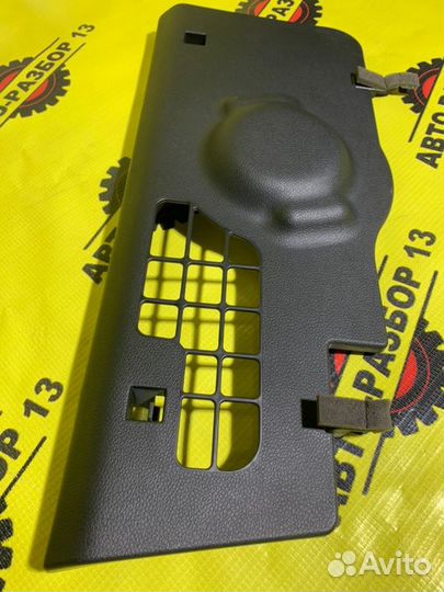 Накладка под бардачок Kia Sportage QL