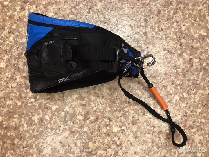 Кайт liqud force envy 9