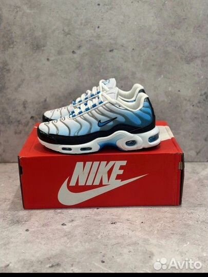 Кросовки Nike air max Tn plus