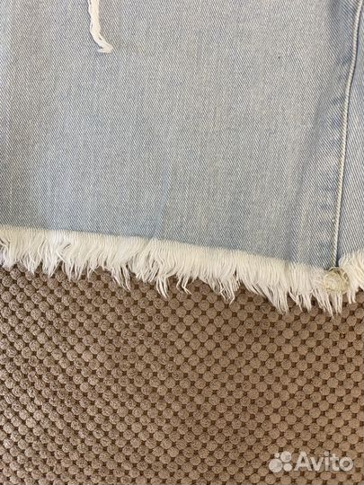 Женские джинсовые шорты 26р