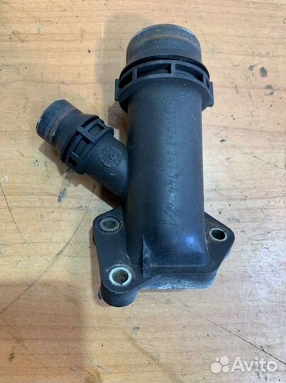 Фланец системы охлаждения дизель Бмв е87 е90 е39