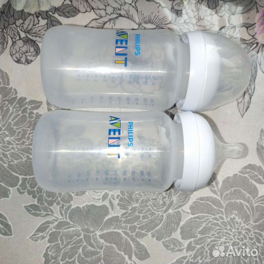 Бутылочки для кормления Avent. Отличное состоя