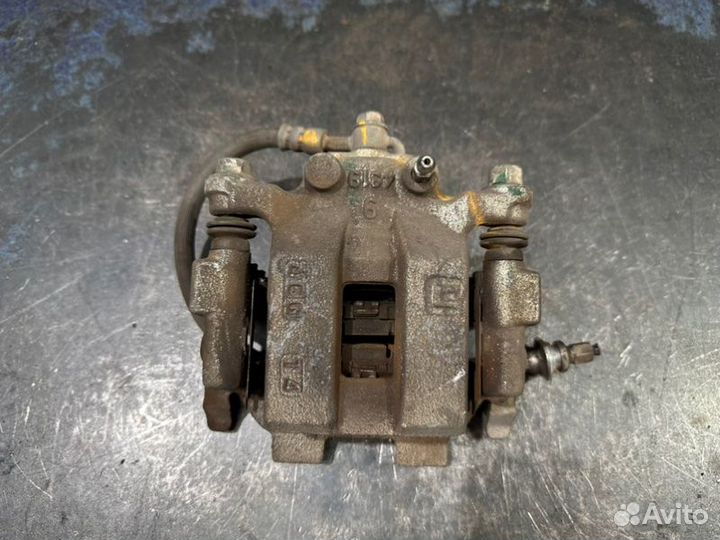 Суппорт задний левый Infiniti Q50 V37 M274 2.0T