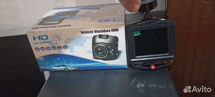 Видеорегистратор + флешка 32Гб новыйfullhd