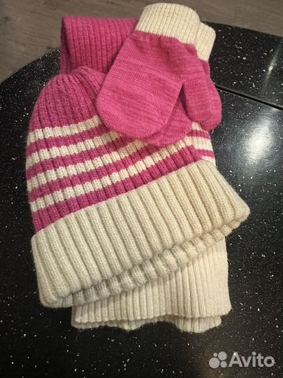 Шапка шарф и варежки