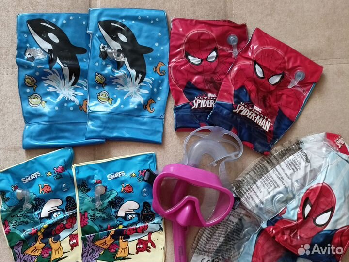 Нарукавники, маска с трубкой, матрац, круги, мяч