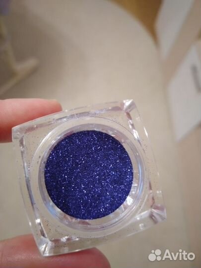 Блестки для макияжа и маникюра
