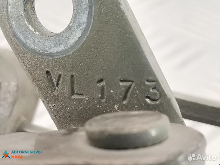 Петля двери Cadillac CTS 2007 15932615