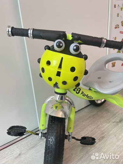 Детский трехколесный велосипед