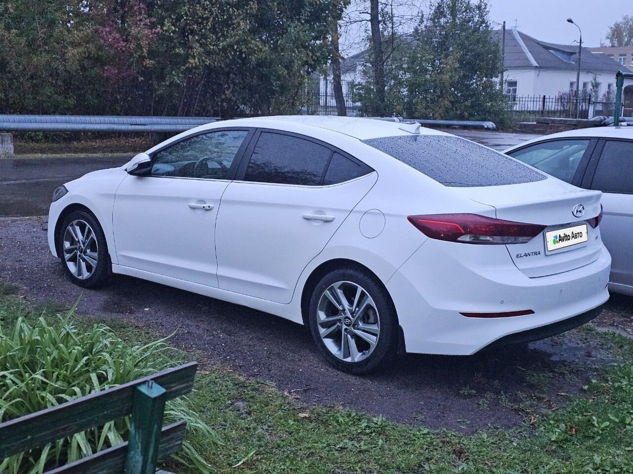 Hyundai Elantra: фото владельца