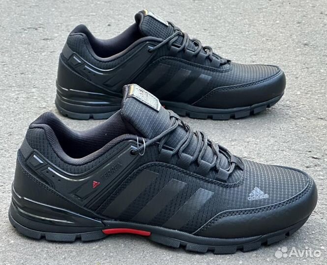 Кроссовки adidas terrex