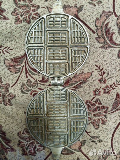 Форма для выпечки вафельница