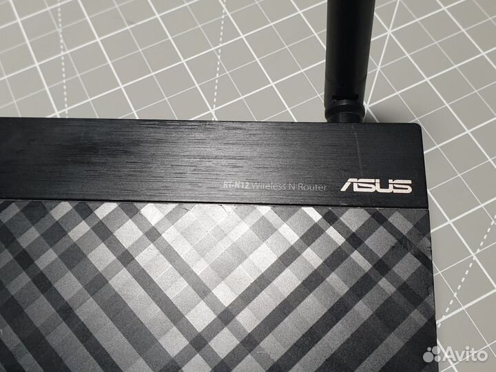 Wi-Fi роутер asus RT-N12, черный