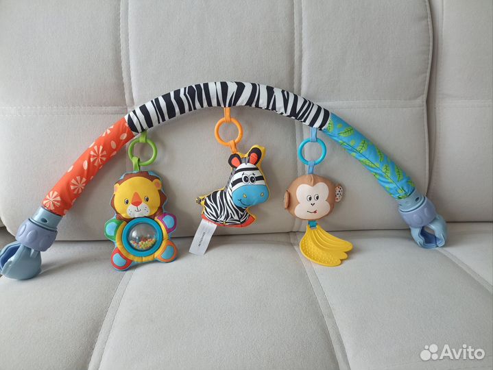 Развивающая дуга с игрушками