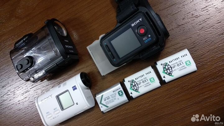 Экшен камера Sony x-1000 vr с пультом