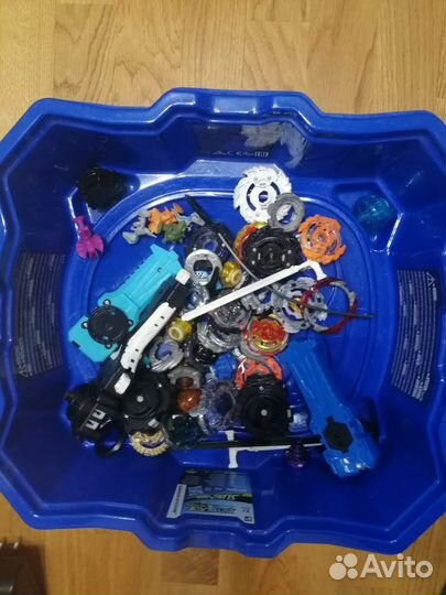 Арена бейблейд +(волчки бейблейд)