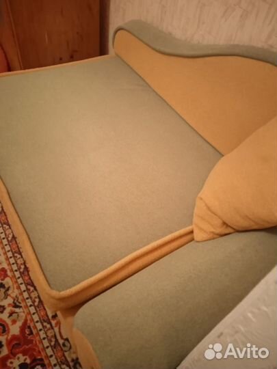 Кровать однаспальная и диван софа