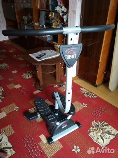 Гребной тренажер