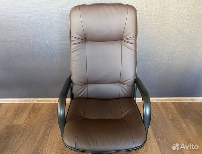 Компьютерное кресло новое