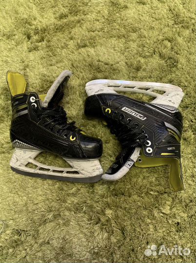 Коньки доя хоккея с шайбой