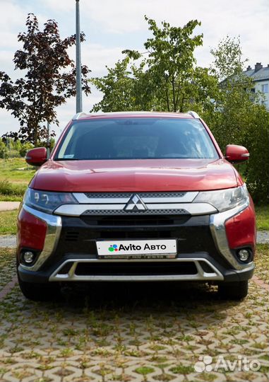 Mitsubishi Outlander 2.0 CVT, 2018, 93 200 км