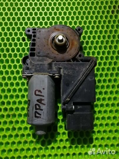 Моторчик стеклоподъемника Mercedes w210