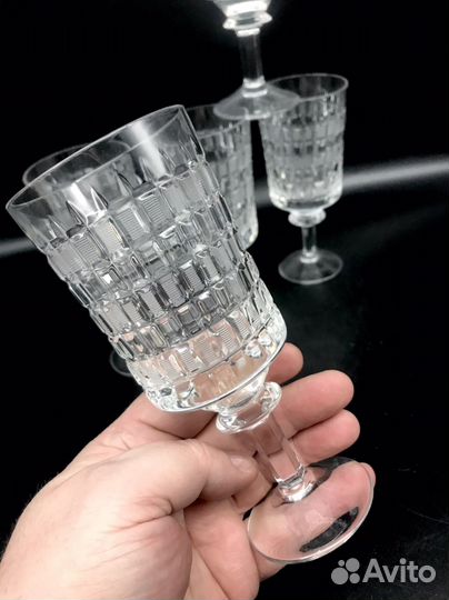 Фужеры лзхс СССР, Фриз, А. Остроумов