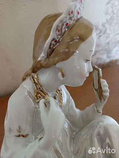 Статуэтка Малахитовая шкатулка Дулево