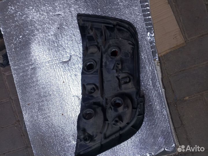 Mitsubishi galant 8 99г фонарь задний правый