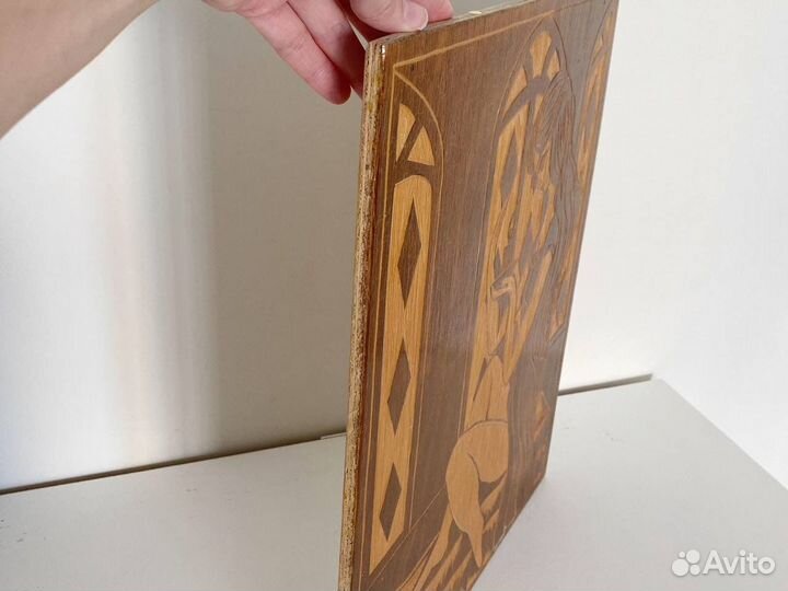 Панно из дерева Девушка со свечой винтаж