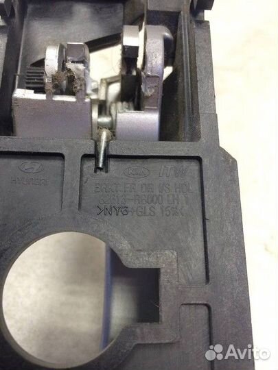 Ручка двери внутренняя левая Hyundai Solaris