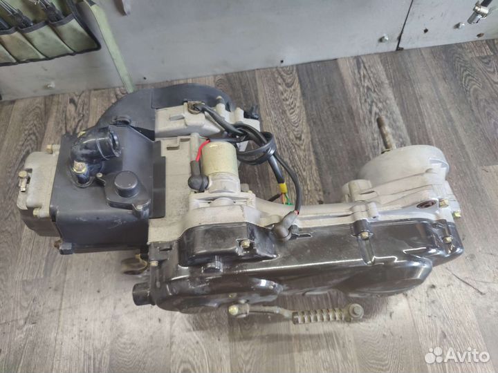 Новый двигатель для скутера 80 кубов 12 колесо