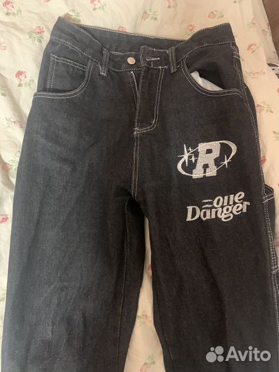 Джинсы женские