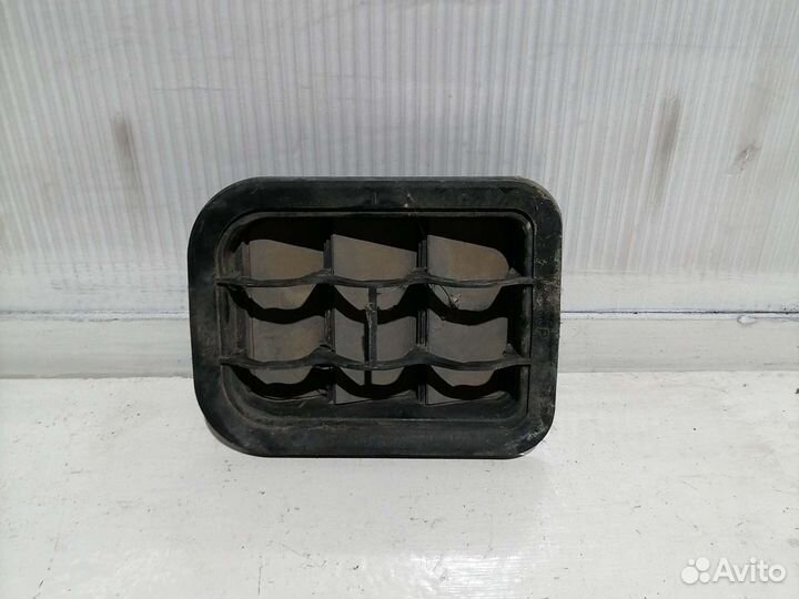 Решетка вентиляционная Skoda Fabia