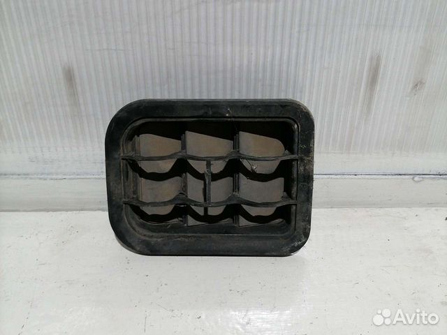 Решетка вентиляционная Skoda Fabia