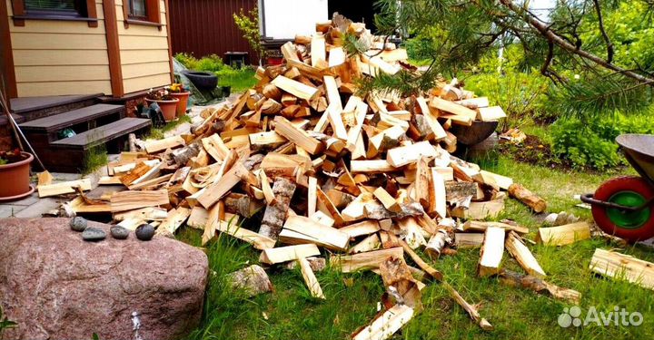 Дрова сухие навалом