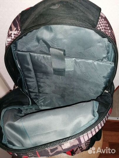 Рюкзак школьный