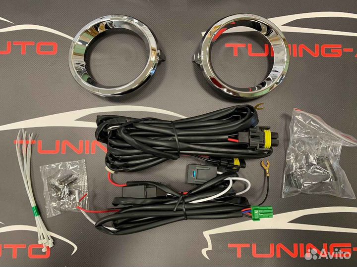 Противотуманные фары Toyota Noah (R80 ) X3933