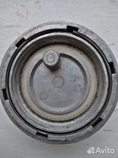 Пробка бензобака с кодовым замком