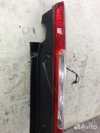 Фонарь задний правый Ford Focus 2 хетчбэк 5-ти дв