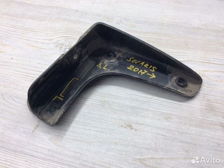 Брызговик задний левый Hyundai Solaris седан G4LC