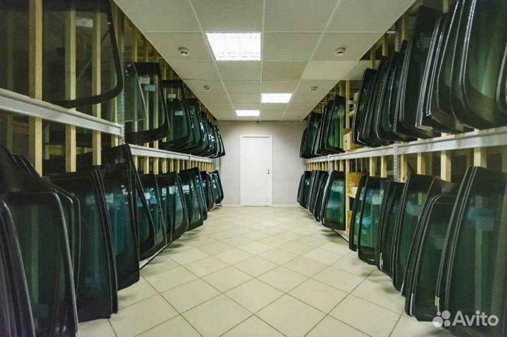 Лобовое стекло на Infiniti g25 g35