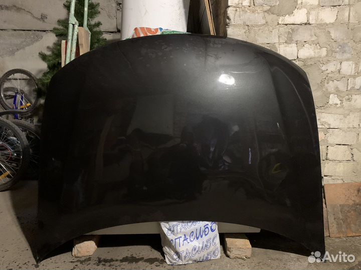 Капот на Passat b5