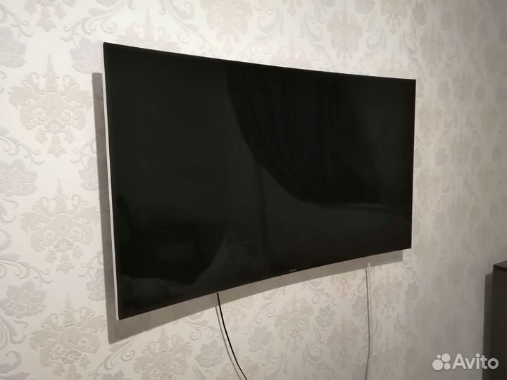 Телевизор Samsung UE55HU7200