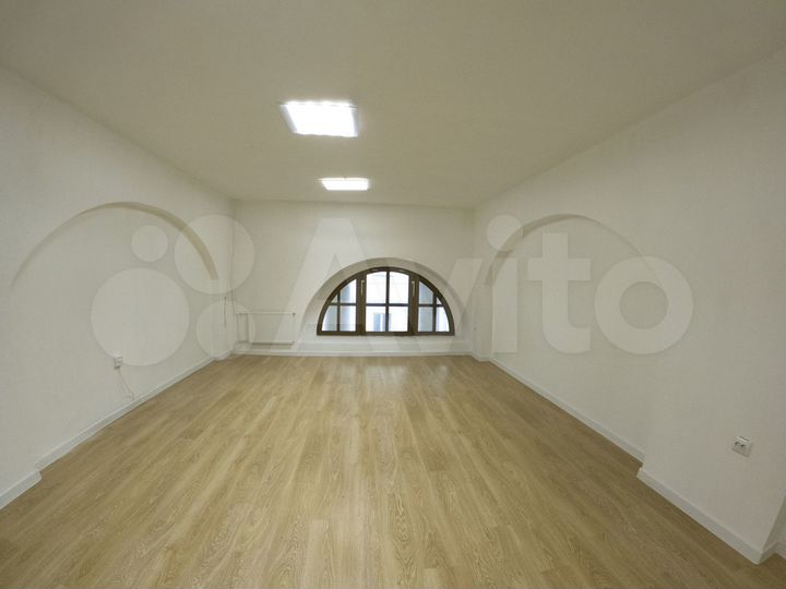 Свободного назначения, 30 м²