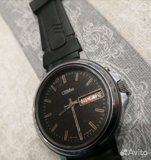 Часы Слава Россия