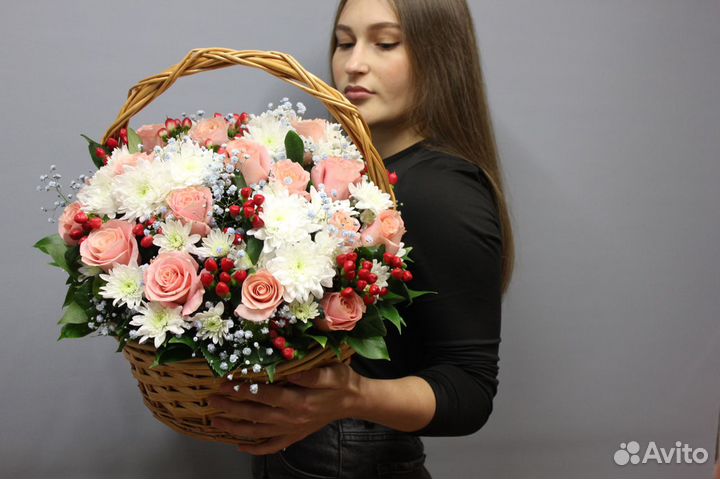 Красивая корзина цветов