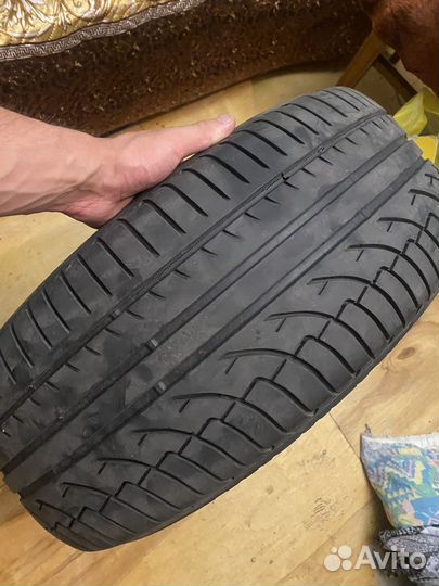 Michelin Pilot Primacy 235/55 R17