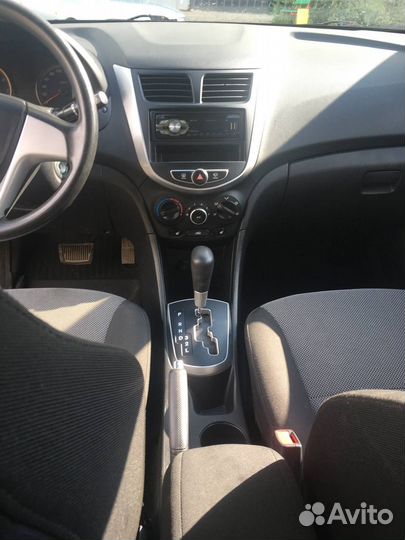 Hyundai Solaris 1.6 AT, 2012, 152 000 км